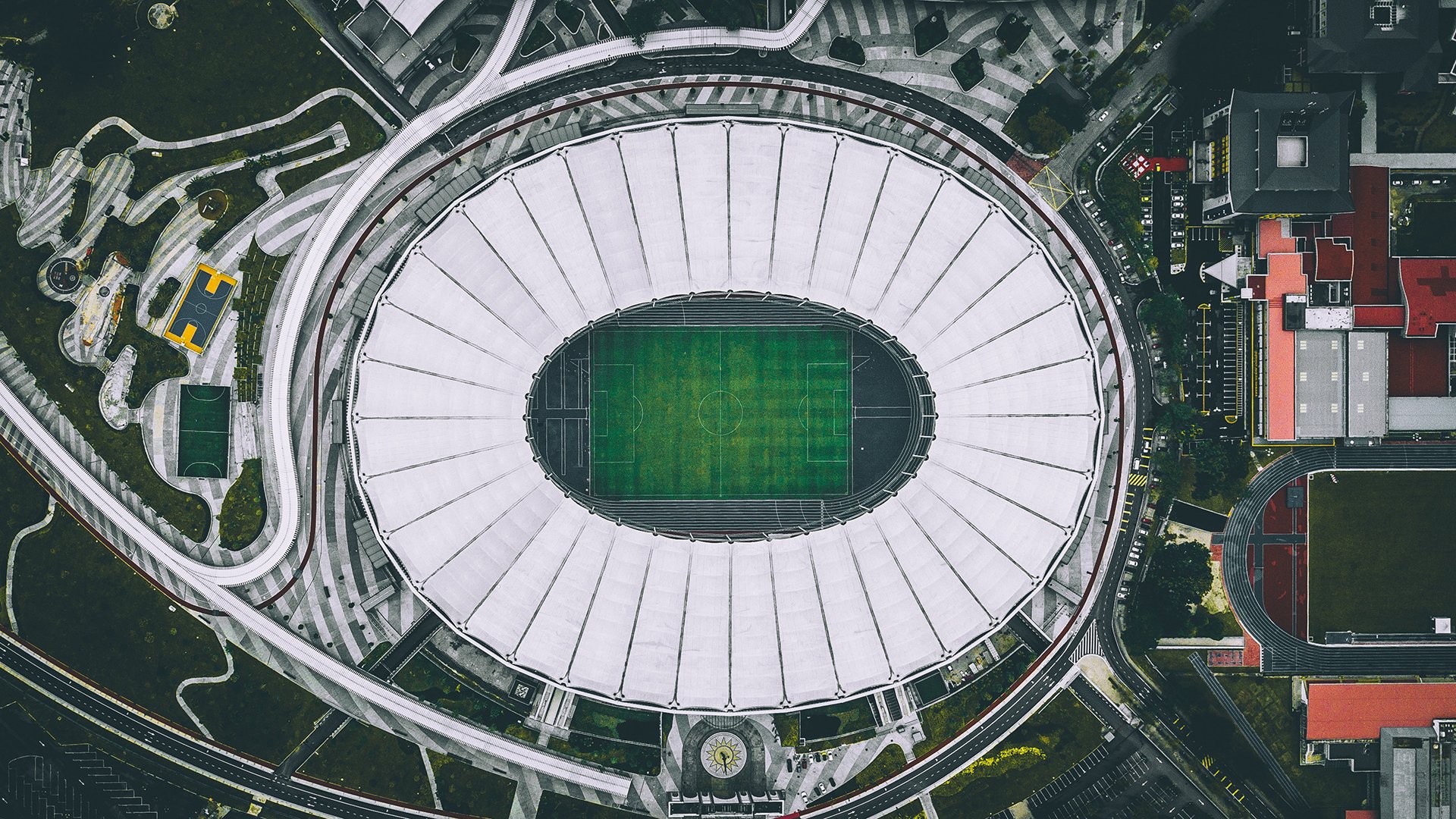 爆冷!美国1-0西班牙,归化神锋奥斯梅恩一剑封喉,F组死亡之组彻底变天